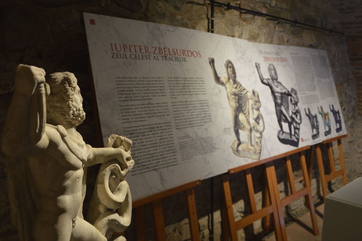 TÂRGU MUREȘ: Se prezintă digitizarea 3D a operelor de artă romane