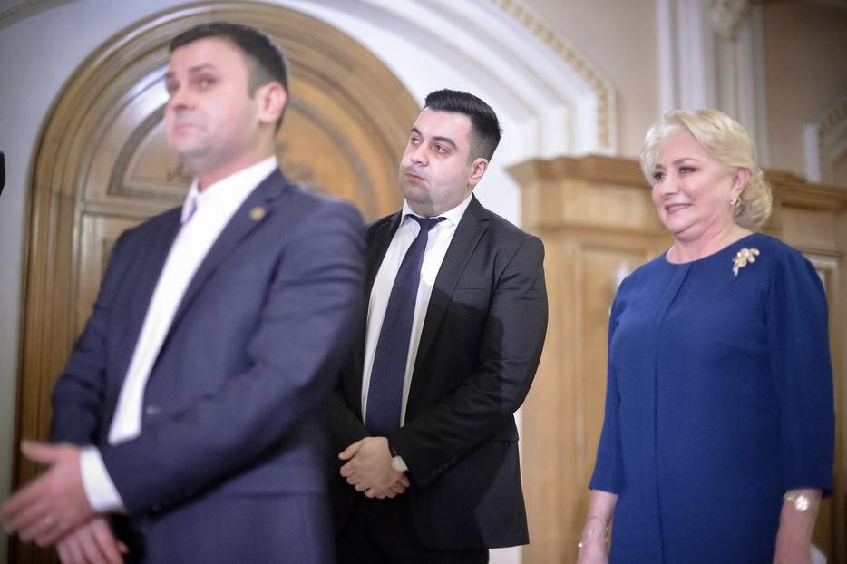 Senatorul Cristian Chirteș: “Cânta cucu’ bată-l vina...”