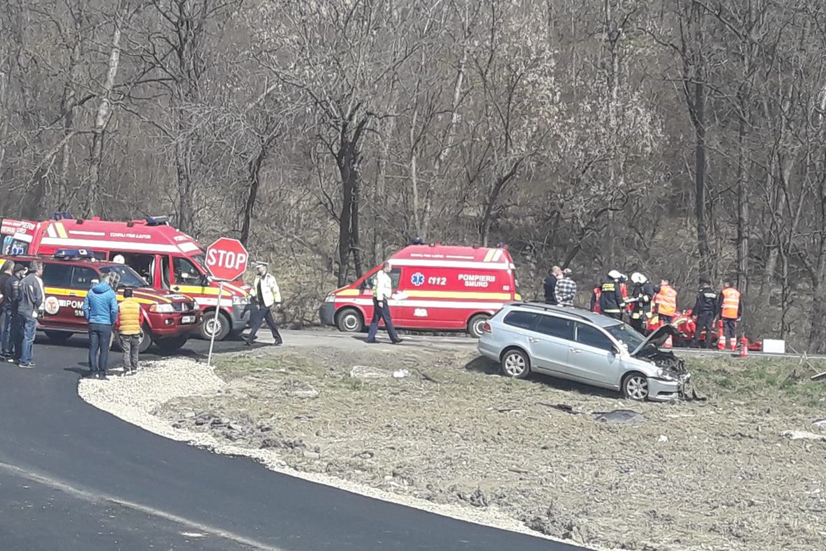 FOTO/ ACUM: Accident cu patru victime, între Iernut și Târnăveni