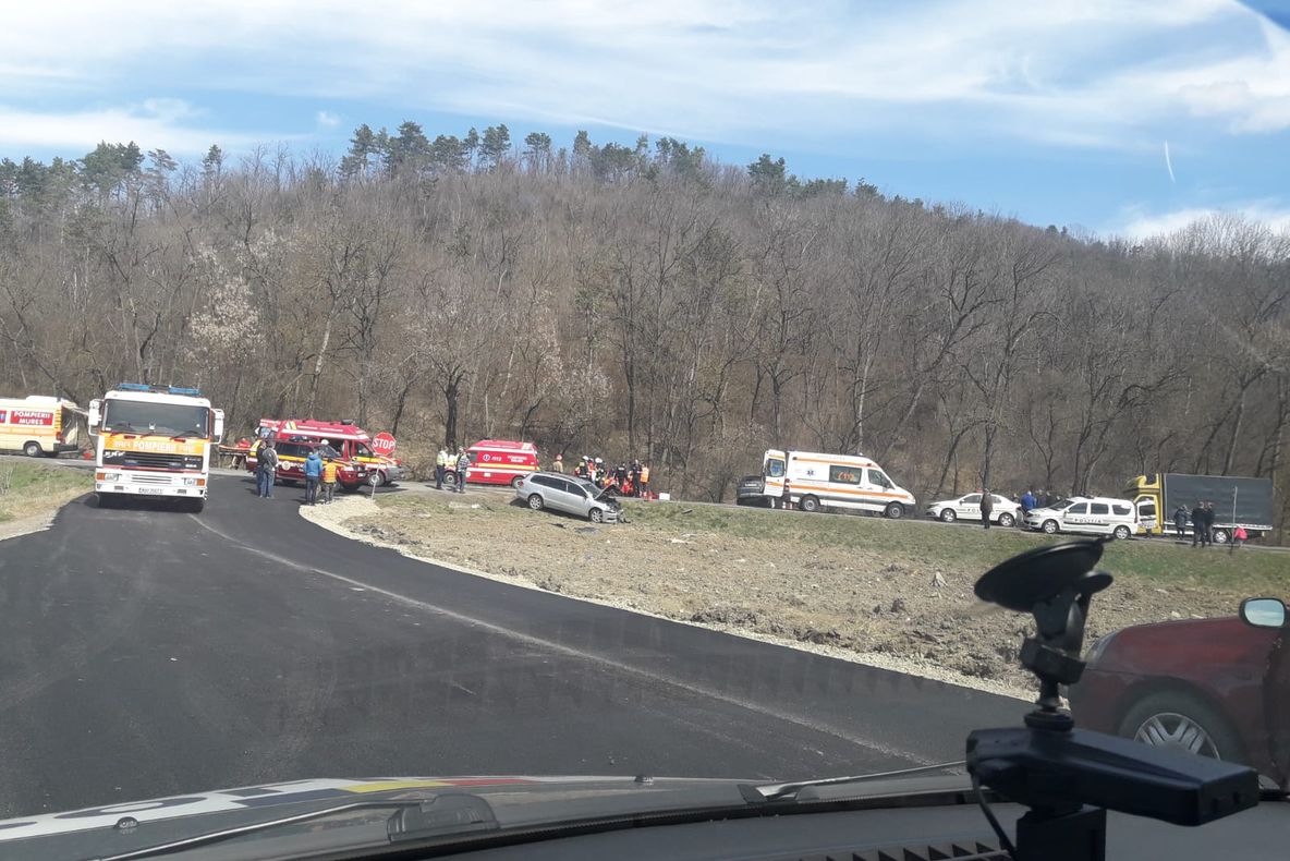 ACCIDENTUL dintre Iernut și Târnăveni: numărul victimelor a ajuns la 7!