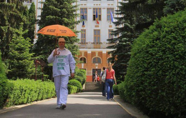 Ádám Valerián: exmatriculat pentru repetenție, "investigator" la Hamburg