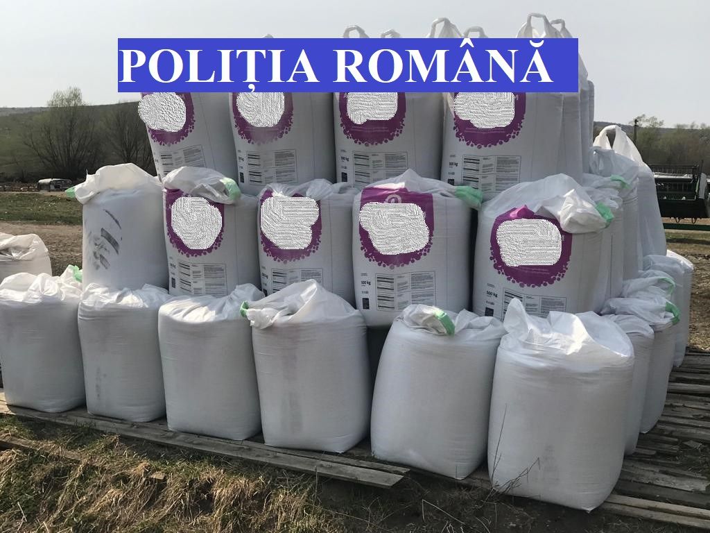 ACUM! Operațiune de salvare a unei familii înzăpezite, în zona Lăpușna!