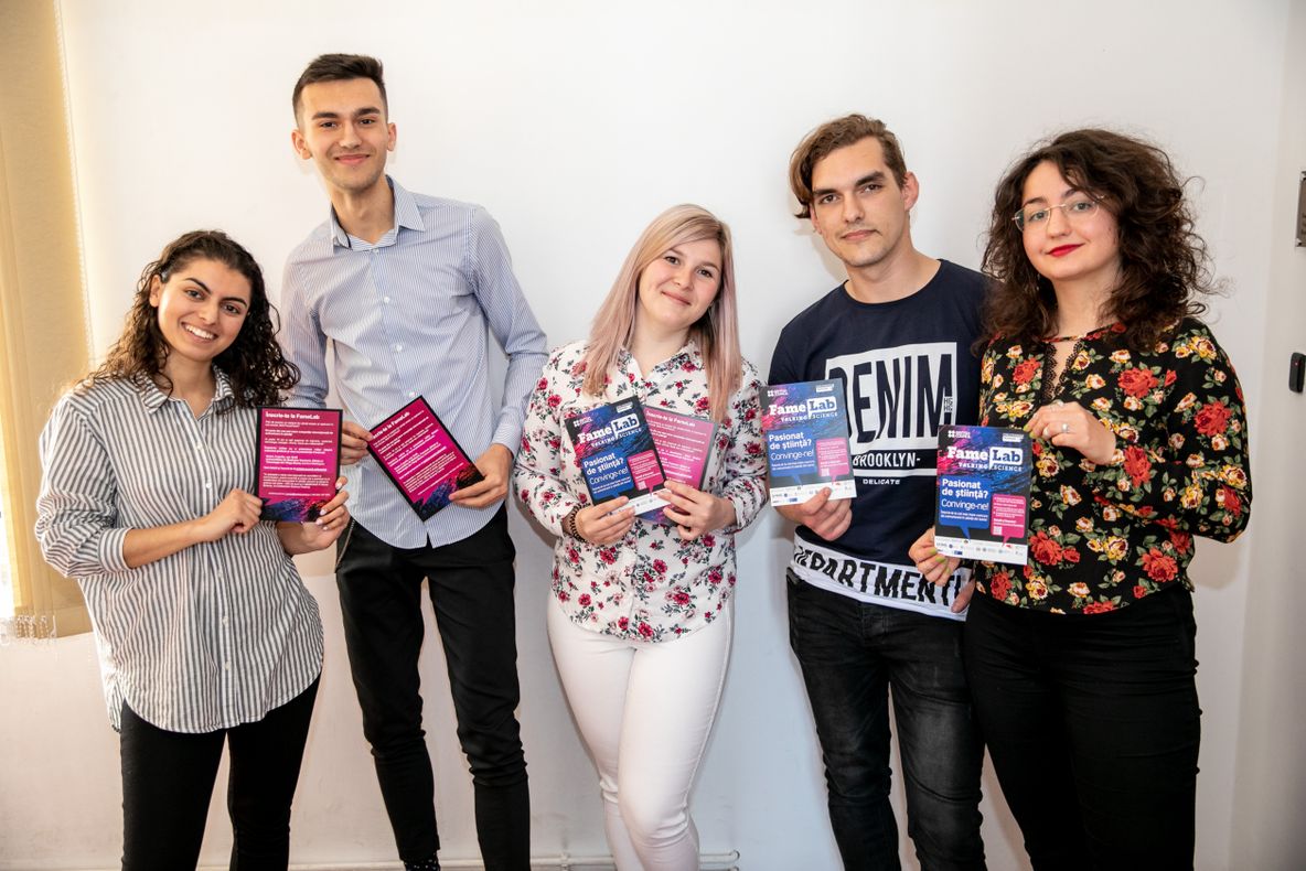 Cinci studenți mureșeni, premiați de Consiliul Britanic