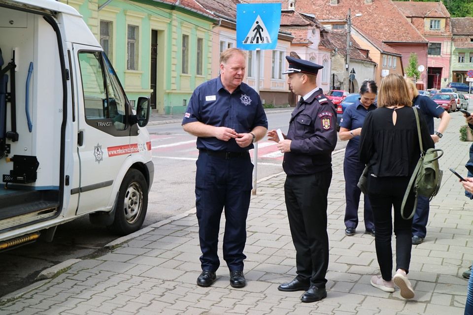 Ambulanță donată de britanici pentru Centrul de Îngrijire și Asistență din Sighișoara