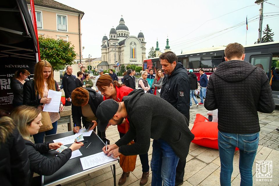 TÂRGU MUREȘ: Au donat sânge și au primit bilet la UNTOLD