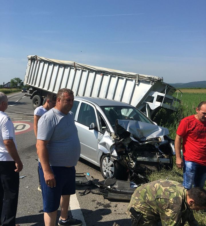Militarii din Forțele pentru Operații Speciale - intervenție la un accident din județul Mureș