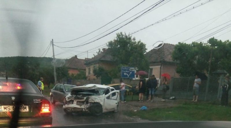 Accident GRAV la Luduș. Un bărbat de 49 de ani a suferit vătămări corporale grave