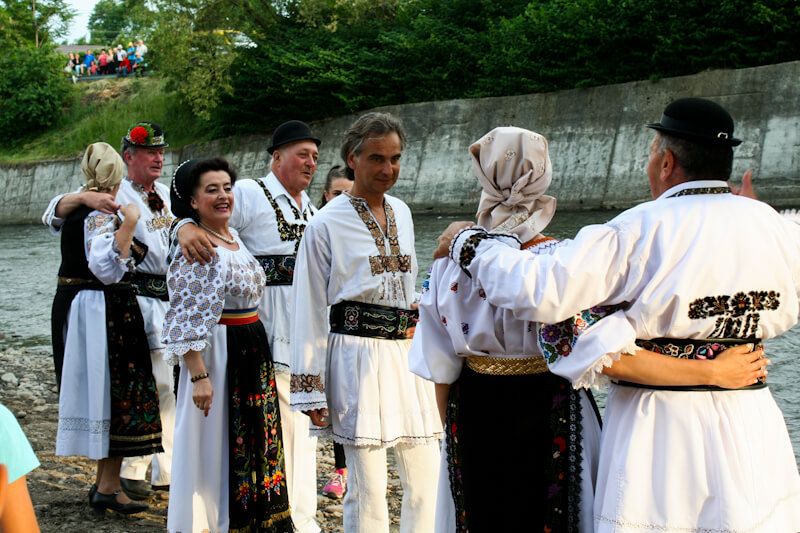 "Udatul nevestelor", la Hodac, în a doua zi de Rusalii