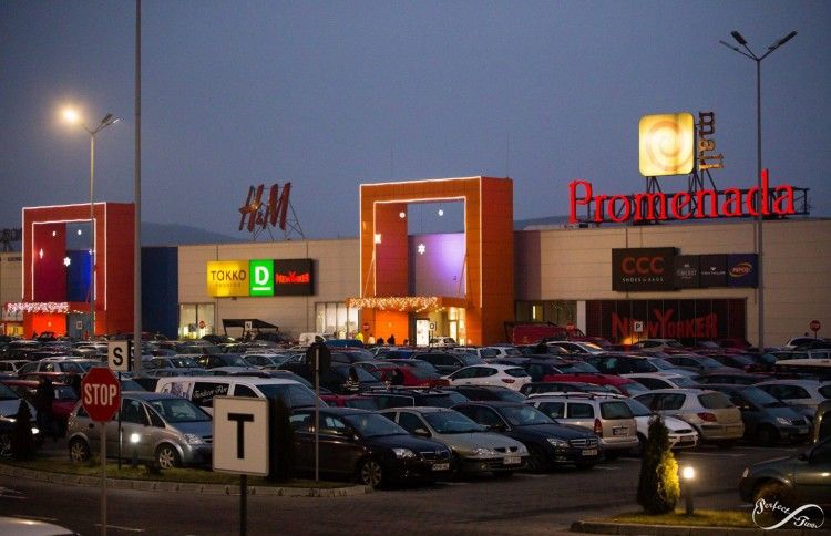 Măsuri pentru deblocarea traficului rutier în zona Promenada Mall