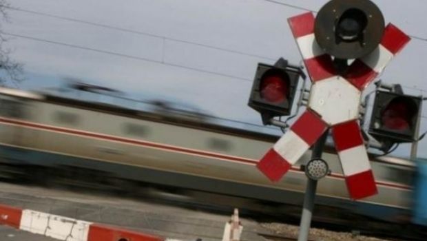 ASTĂZI: Accident feroviar la Reghin: un mort și patru răniți grav