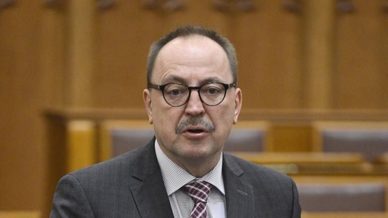 Conferința de presă a Universităţii de Vară de la Bálványos a avut loc la...Budapesta