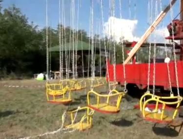 Accidentul din caruselul de la Cristești: dosar penal pentru două infracțiuni