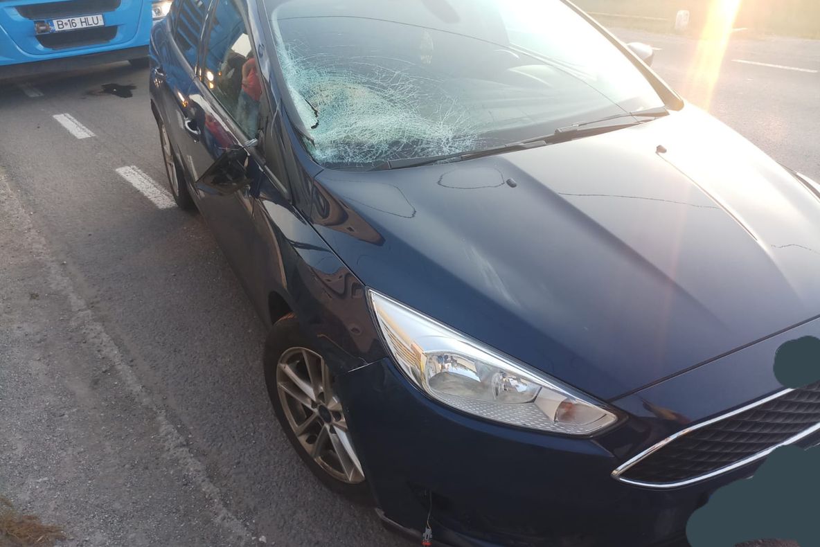 FOTO: Accident cu scandal și intervenția elicopterului SMURD