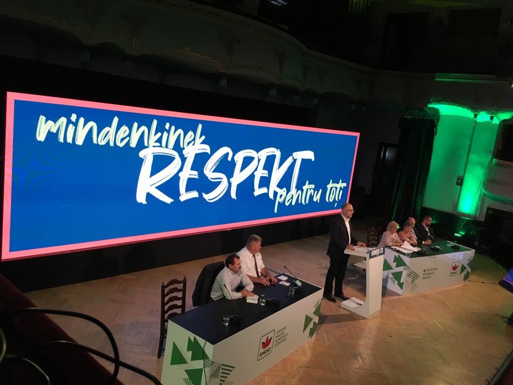 "RESPEKT": Sloganul lui Kelemen Hunor în campania pentru alegerile prezidențiale