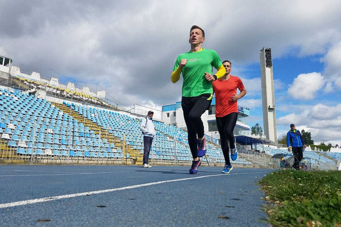 De ziua lor, pompierii îi învită pe mureșeni la cros