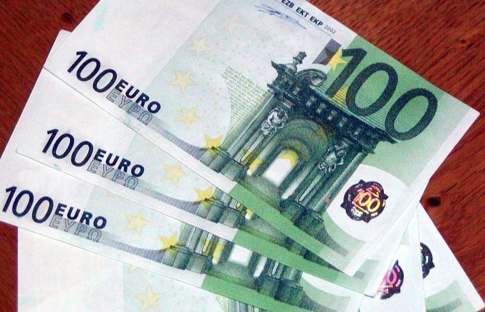 Falsificatori de bani din Cluj, prinși de polițiștii și procurorii mureșeni