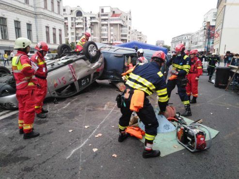 Pompierii de la ISU MUREȘ, cei mai buni țară, la descarcerare din autovehicule