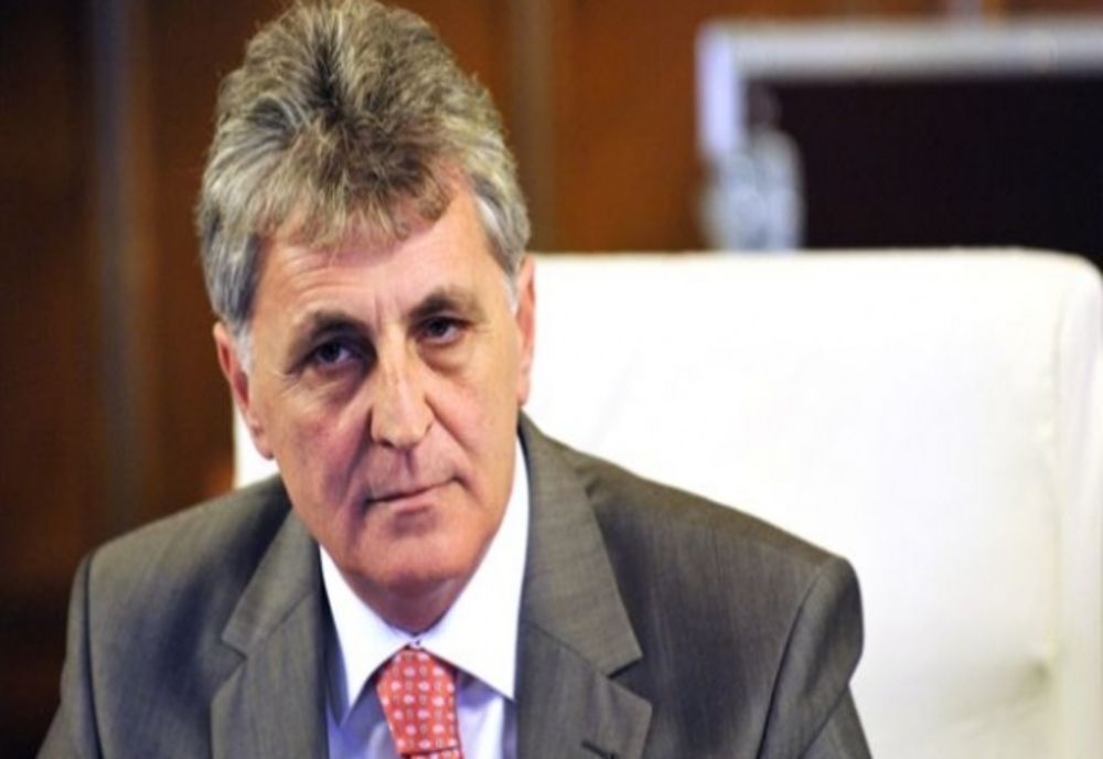 Pleacă prefectul de Mureș în concediu medical sau se ocupă de pesta porcină africană?