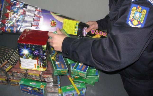 MUREȘ: Controale și amenzi la comercianții de produse pirotehnice