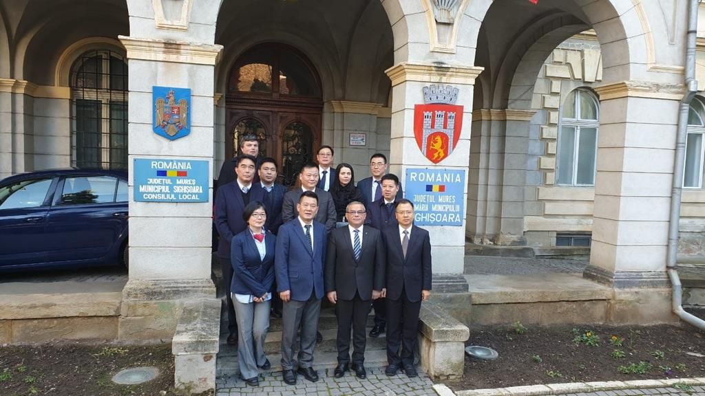 SIGHIȘOARA: Investiție chineză într-o fabrică de textile?