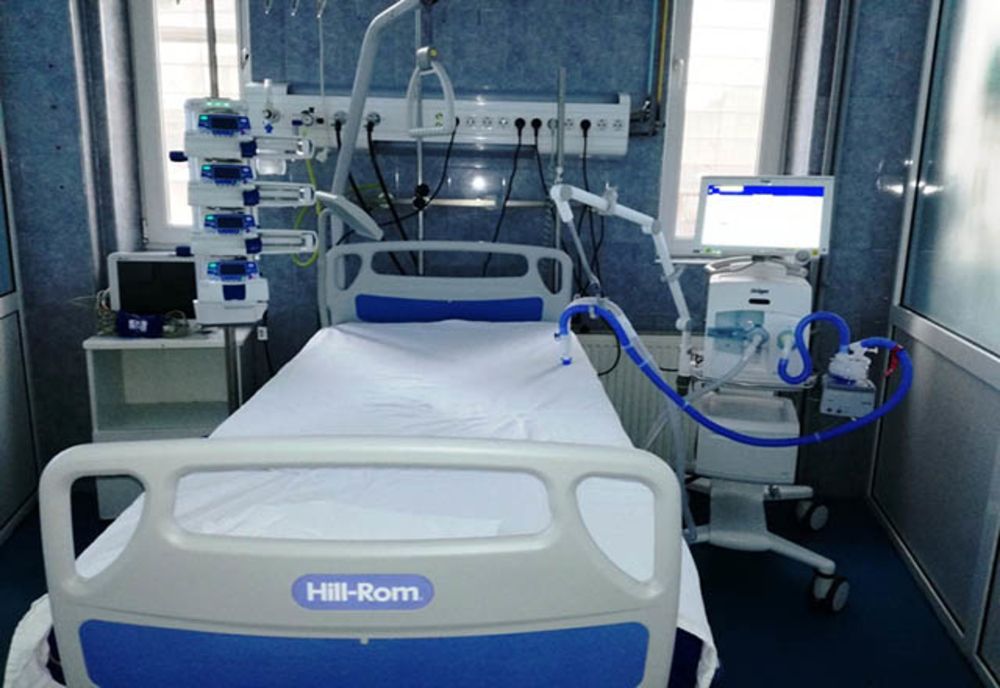 ÎNCĂ DOUĂ decese în Mureș. Un bărbat de 80 de ani și o femeie de 30 infectați cu COVID au murit