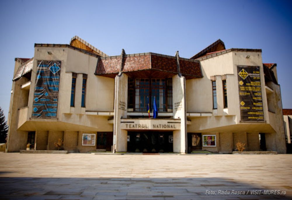 Activitate suspendată la Teatrul Naţional Târgu-Mureş după ce mai mulţi angajaţi au fost confirmaţi cu COVID-19