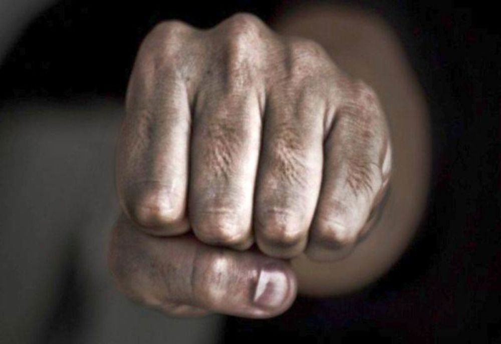 Bărbat din Mureș, reținut după ce l-a băgat în spital pe un tânăr