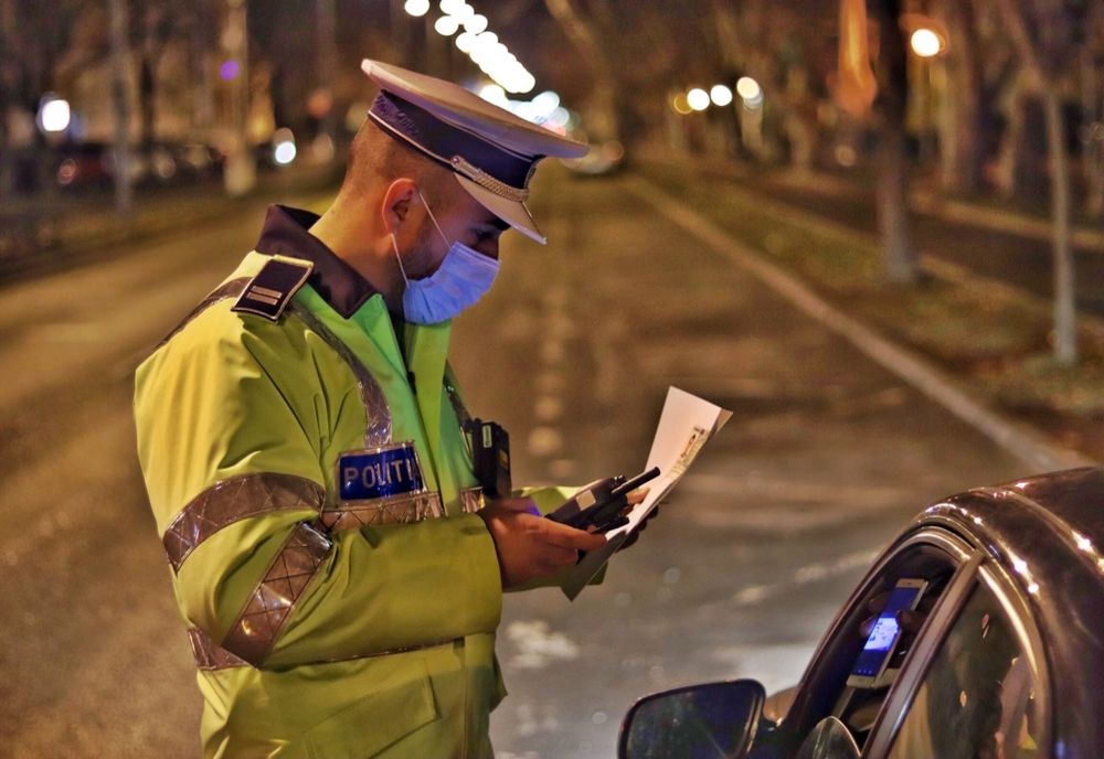 Zeci de sancțiuni, aplicate de forțele de ordine mureșene, pentru nerespectarea restricțiilor