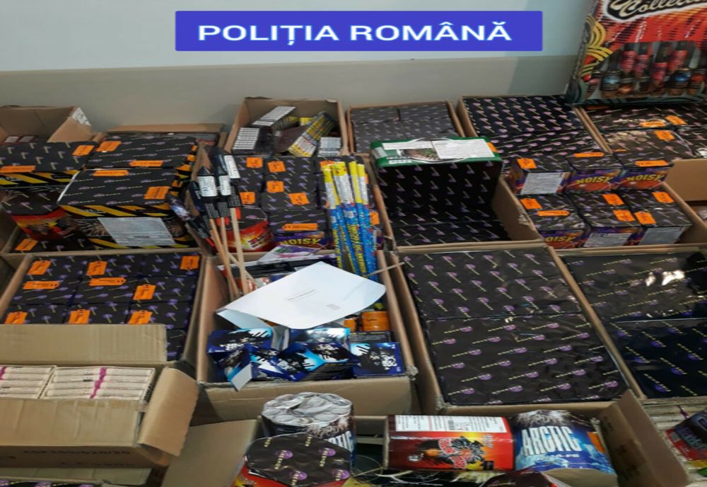  48 de kilograme de articole pirotehnice confiscate de poliţiştii mureşeni