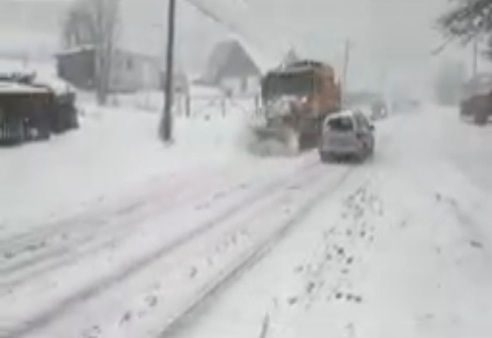 VIDEO Ninsori abundente în județele Harghita şi Mureş