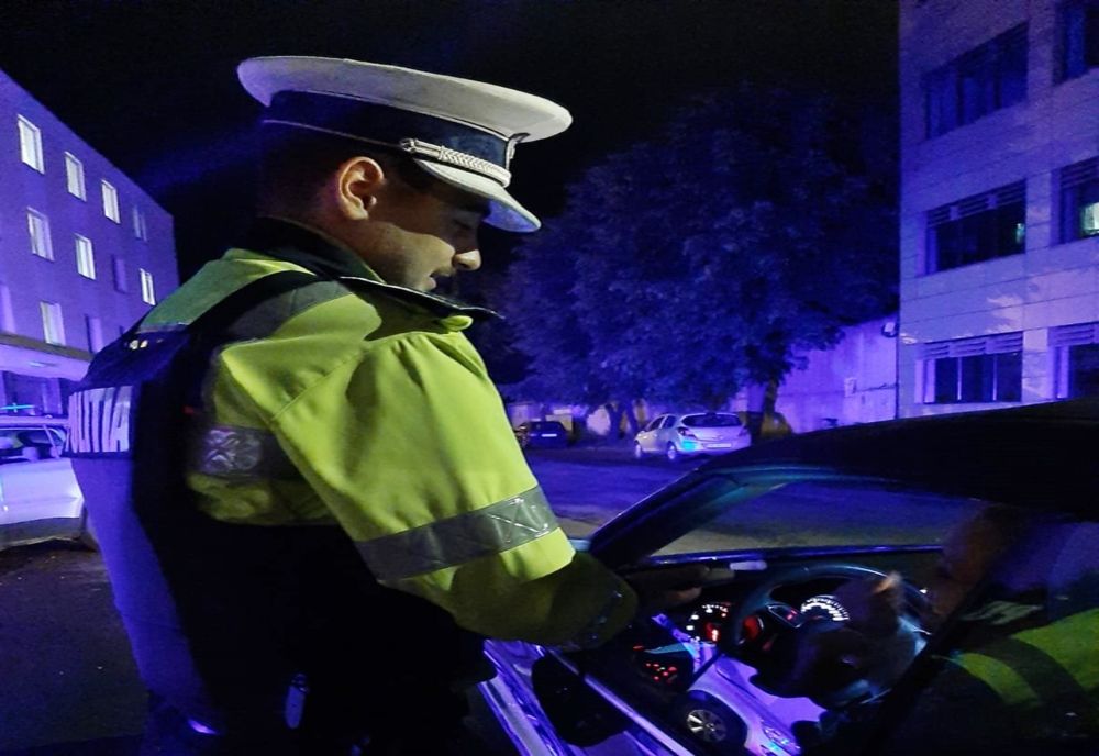 Tânăr din Mureș, prins drogat în timp ce conducea un motociclu! Alți doi șoferi, lăsați fără permise