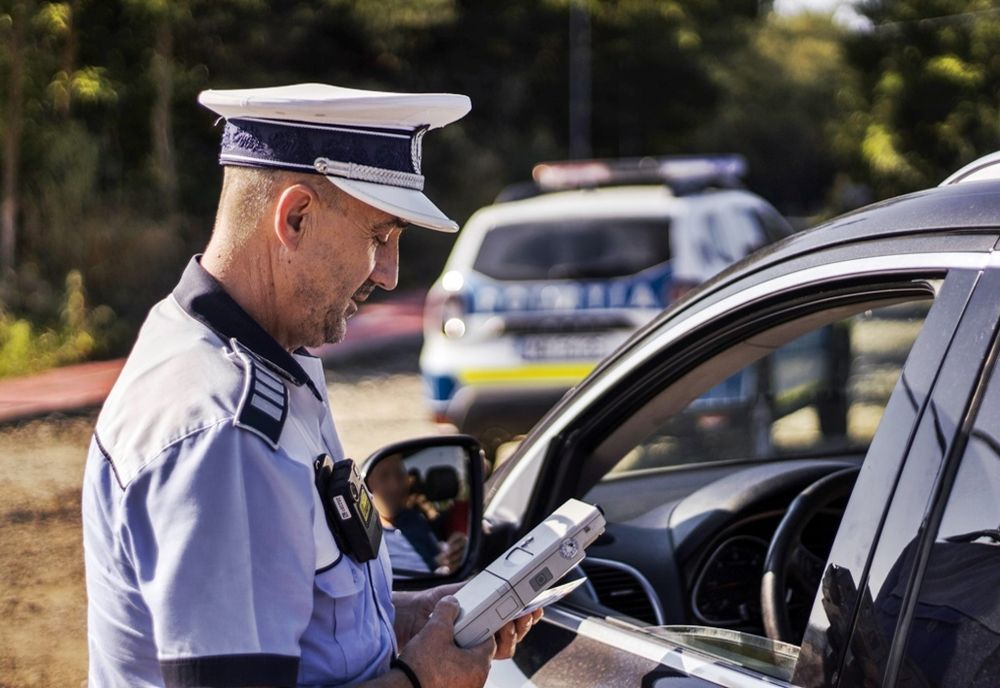 Peste 300 de amenzi aplicate de poliţiştii din Mureş în minivacanţa de Rusalii