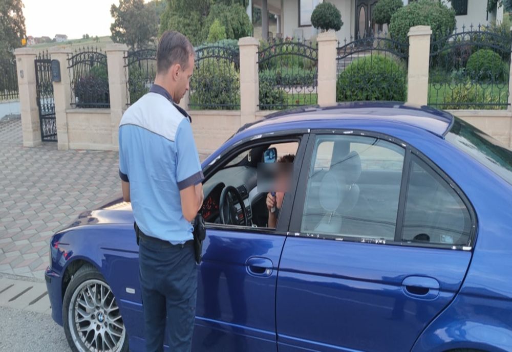 Tânăr din Deda, prins drogat la volan