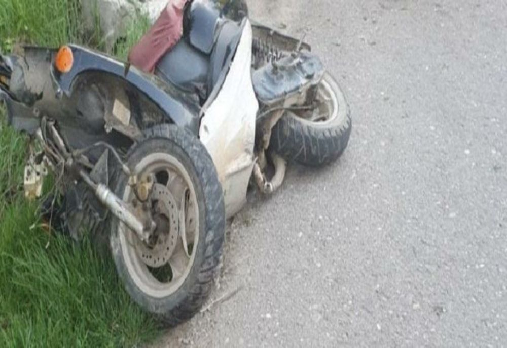 Grav accident în judeţul Mureş! O tânără aflată pe scuter a fost grav rănită