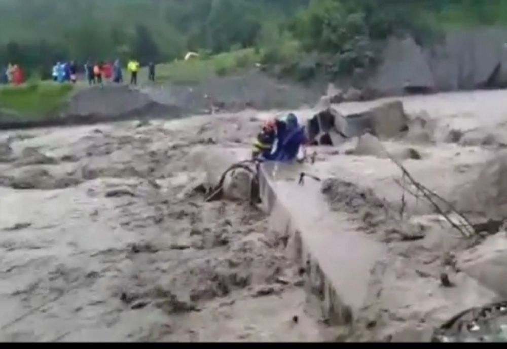 Cod galben de viituri. În ce zone există risc de inundații din cauza ploilor abundente