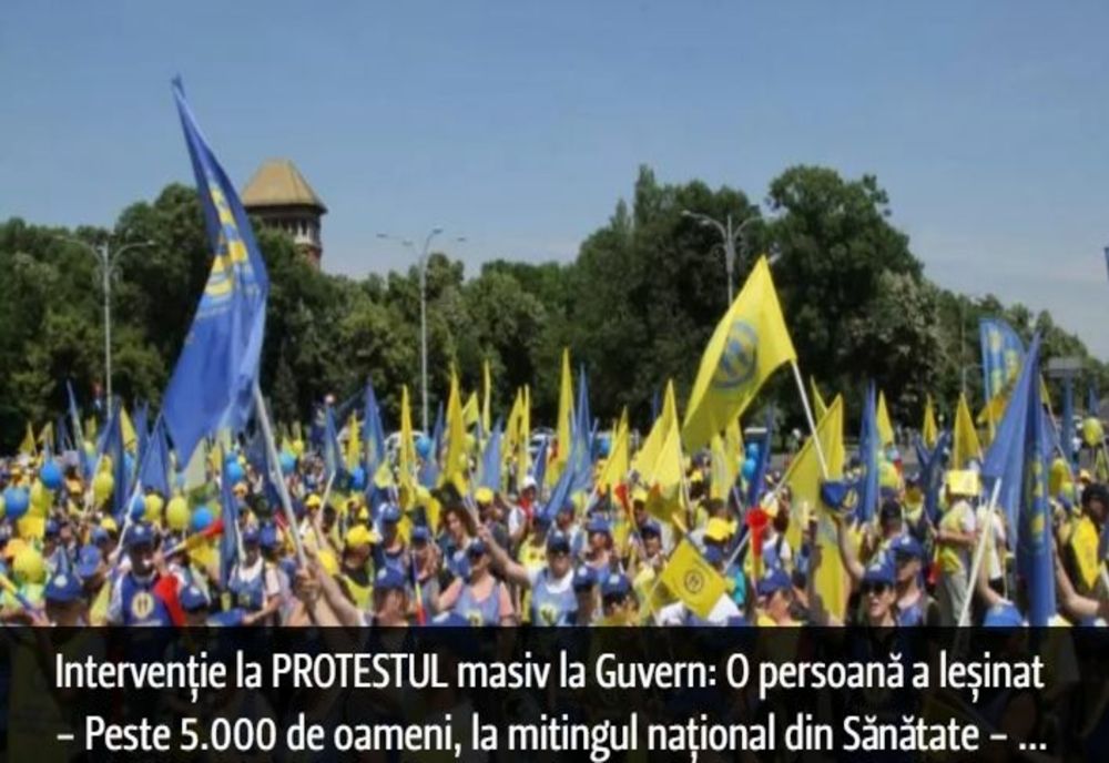Intervenție la PROTESTUL masiv de la Guvern: O persoană a leșinat - Peste 5.000 de oameni, la mitingul național din Sănătate - VIDEO