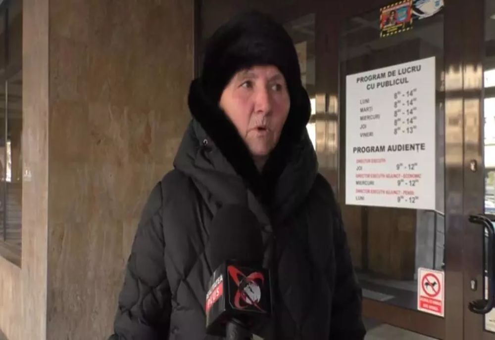 Pensia pe card creează teamă în rândul bătrânilor VIDEO