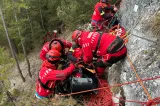 Tragedie în Cheile Turzii. Un tânăr de 22 de ani a murit după o cădere de la mare înălțime