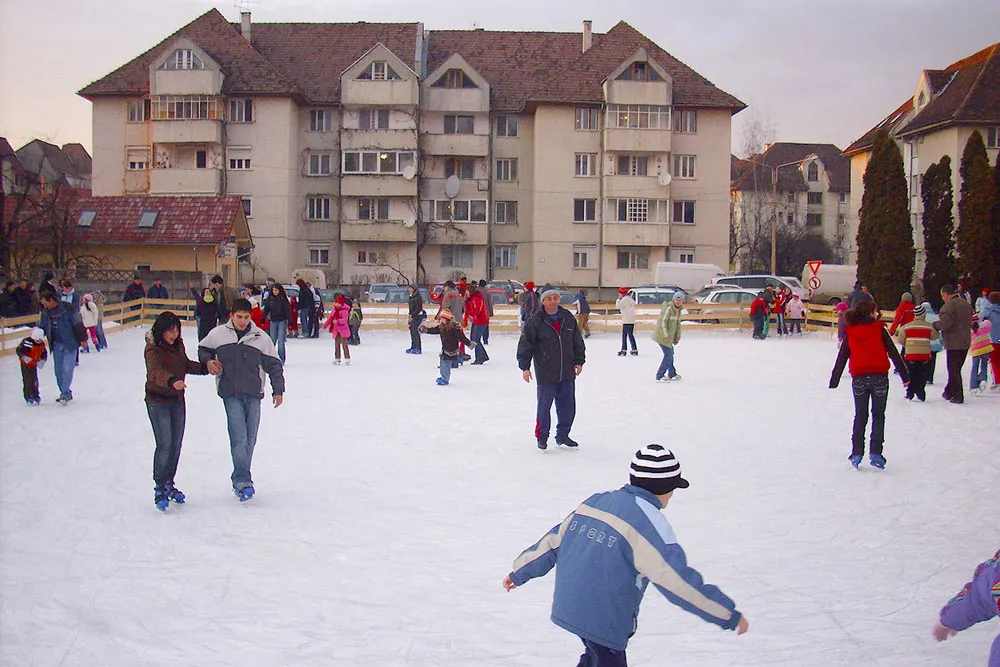 new-imagini-patinoar-bistrita-02