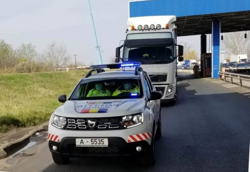 Aproape 2.000 de amenzi pentru nerespectarea măsurilor de izolare și carantină
