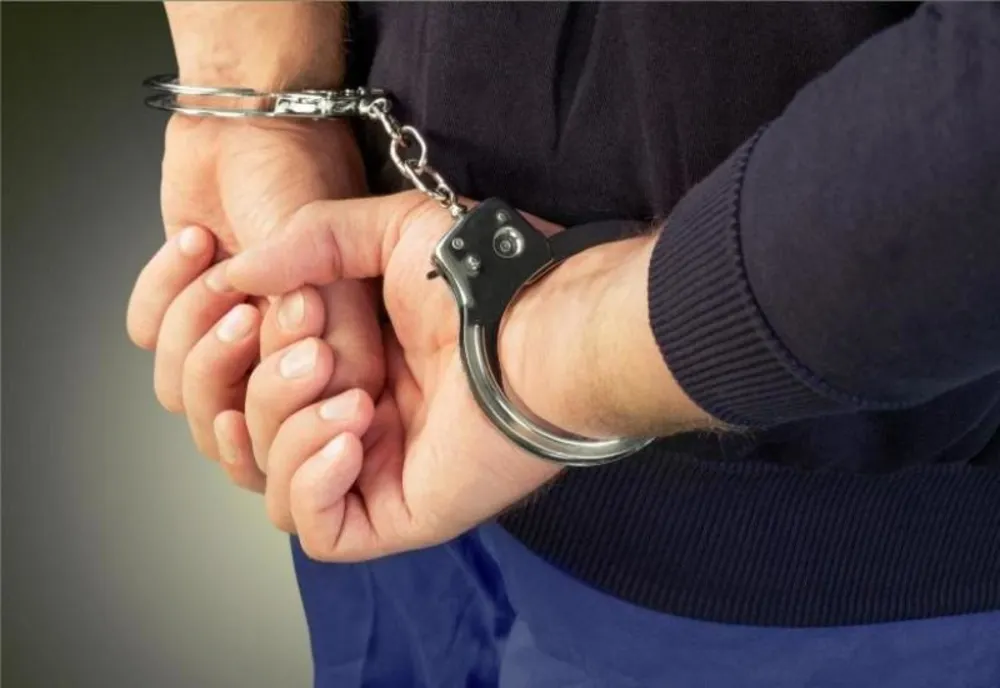 Bărbat din Târgu Mureş, urmărit internaţional, prins de poliţiştii mureşeni