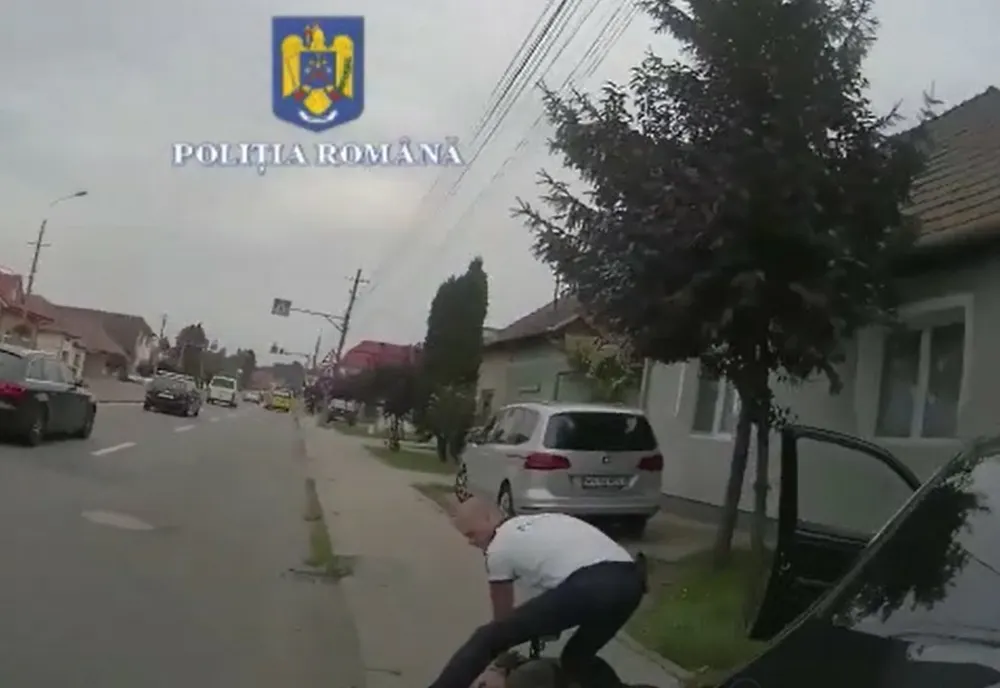 Avea permisul suspendat și a fugit de polițiști! A ajuns după gratii pentru următoarele 30 de zile