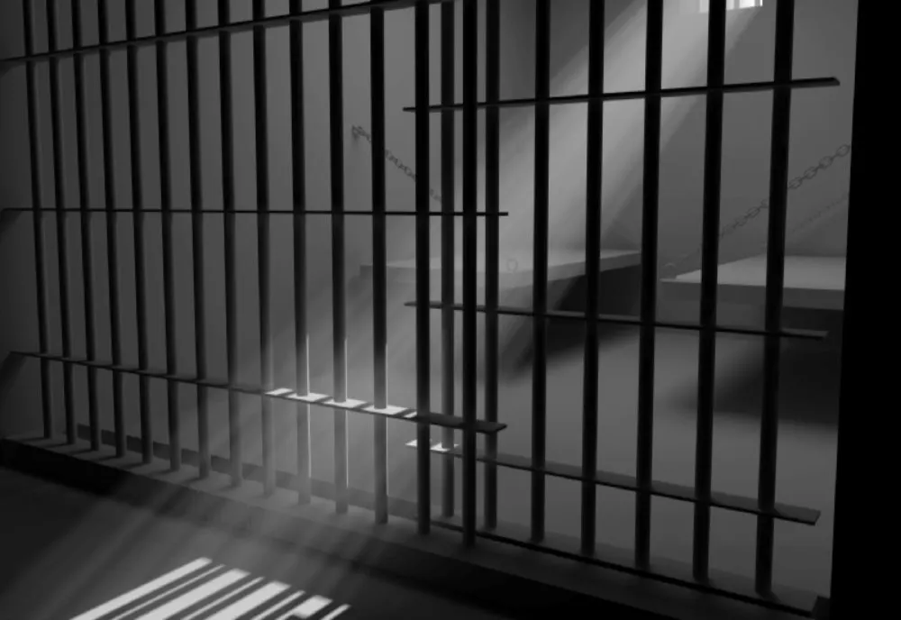 Doi târgumureșeni care au sechestrat o tânără, au lovit-o și i-au furat mai multe bunuri, arestați preventiv 