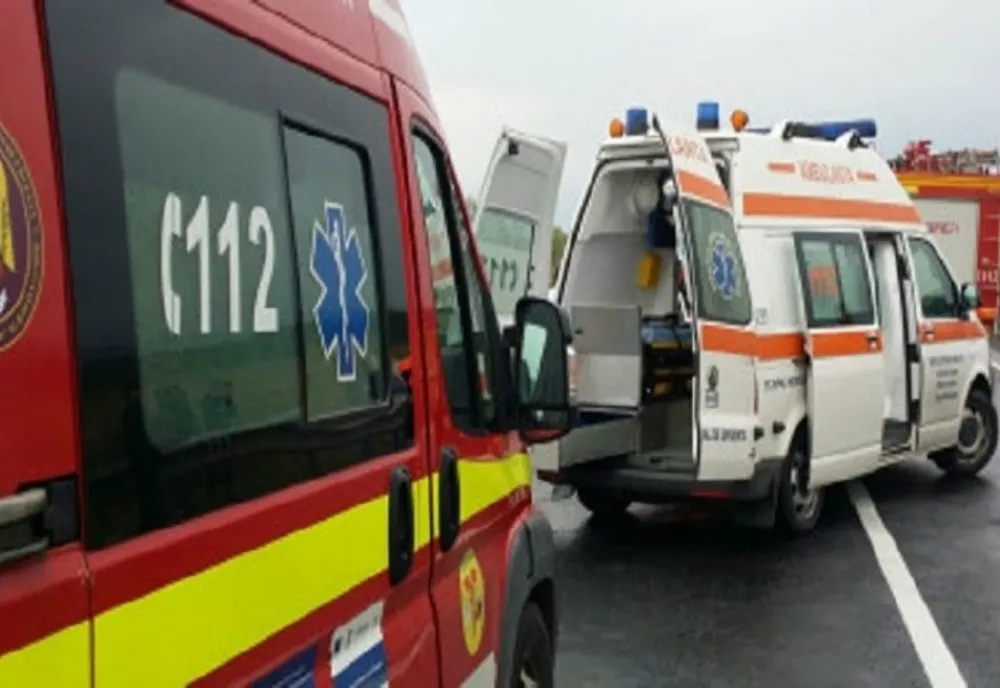 Accident cu 7 victime pe DN15 la ieșire din localitatea Sângeorgiu de Mureş