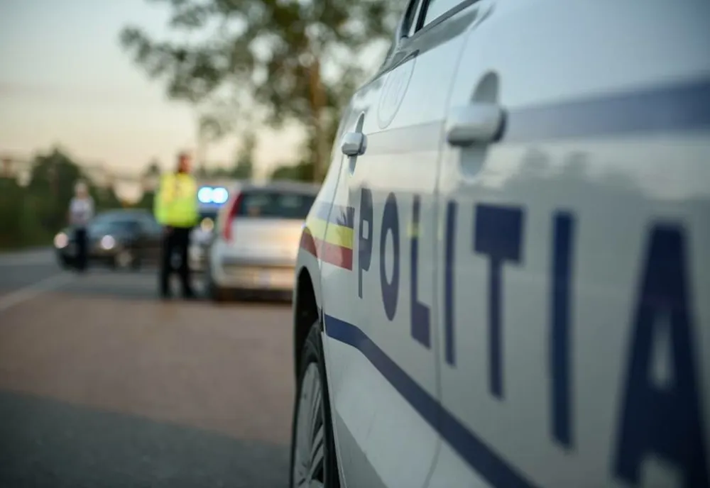 Trei șoferi, lăsați fără permise de polițiștii mureșeni! Un tânăr s-a ales cu dosar penal