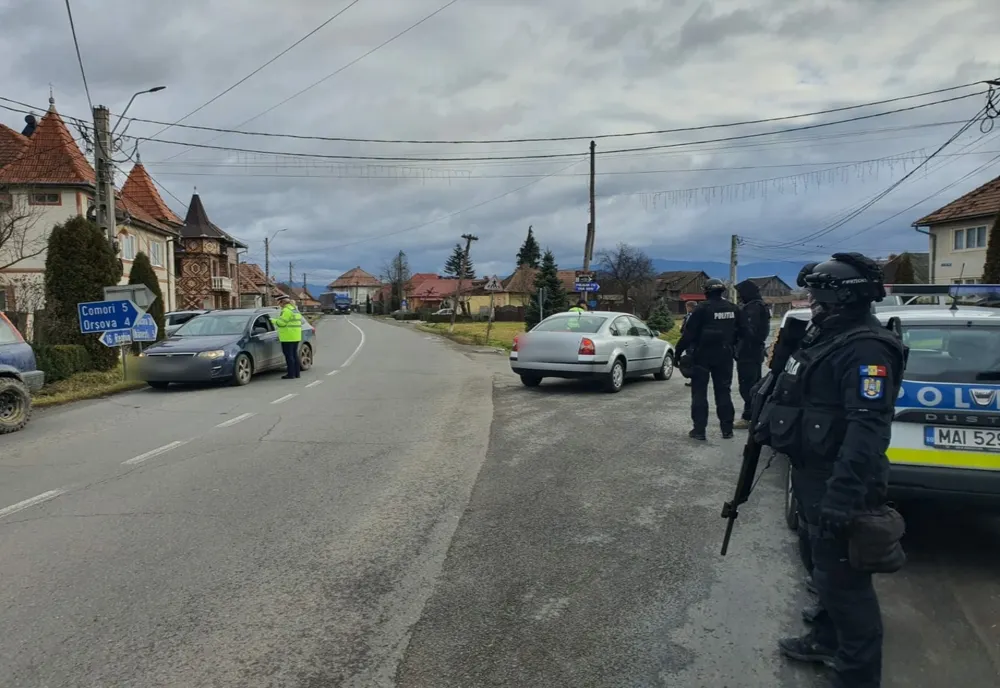 Amplă acţiune a poliţiştilor din Mureş derulată pe principalele drumuri din judetu (FOTO)