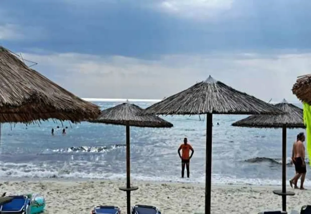 MINIVACANȚĂ DE RUSALII, ÎN STAȚIUNILE DE PE LITORAL