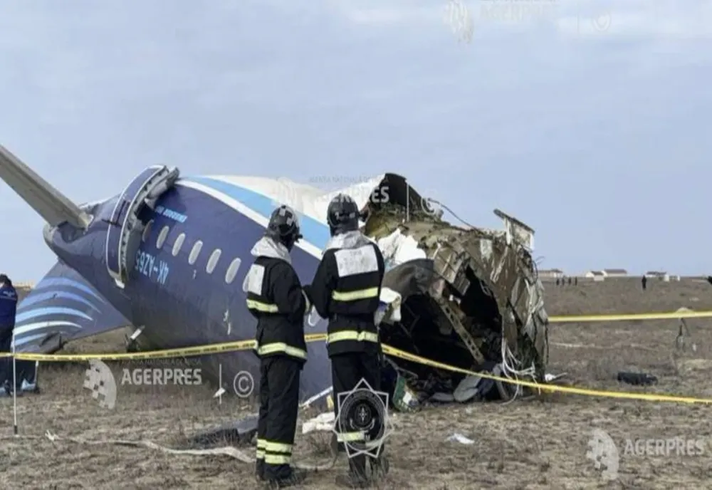 RUSIA SPUNE CĂ AVIONUL AZERBAIJAN AIRLINES PRĂBUȘIT S-A ABĂTUT DE LA TRASEU ÎN CONTEXTUL CEȚII ȘI AL DRONELOR UCRAINENE