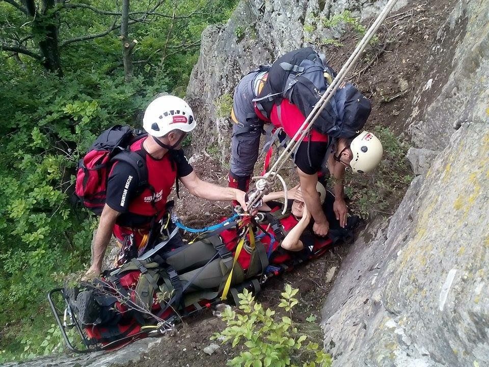 DA9606B8-C821-4469-A1F1-A8268DC7107B