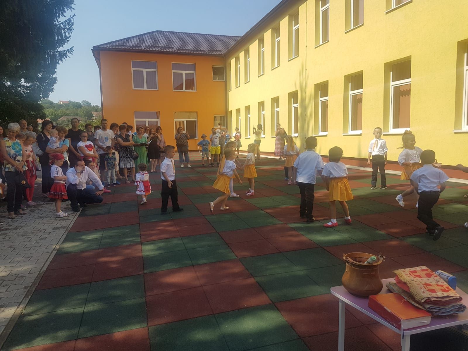 3C11E937-9FED-4675-A837-FFE9E9E6D7D4